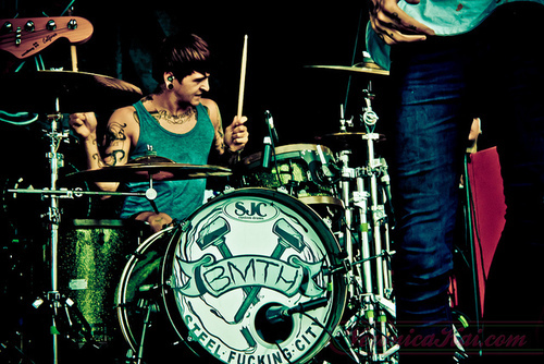 o0500033412754135294